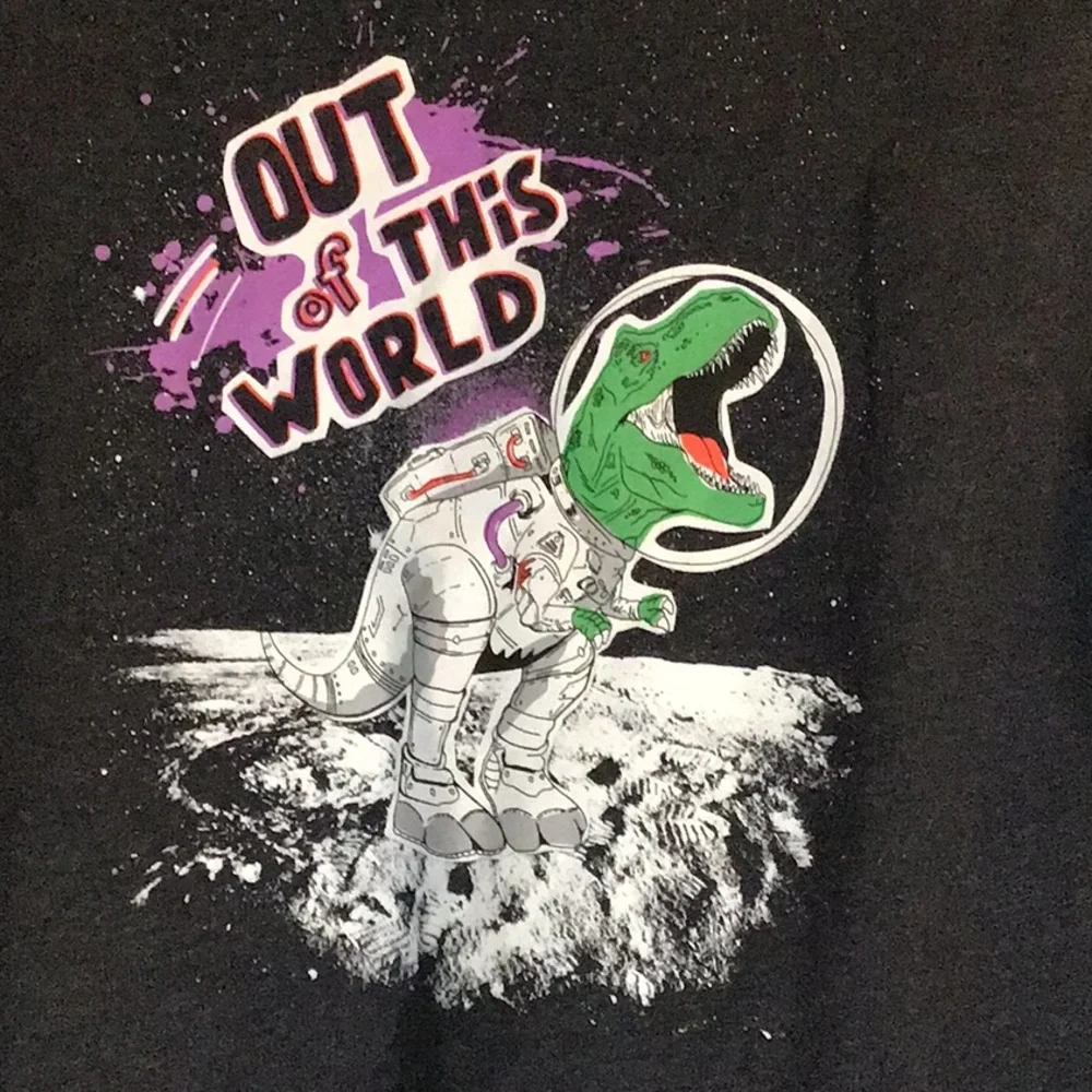 BOYS 2 - Tshirts 1- XXL Husky Out of this world & 1- XXL. Long sleeves Cat&Jack - Picture 2 of 5